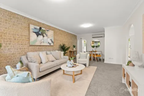 Property photo of 8/31 Cary Street Wyoming NSW 2250