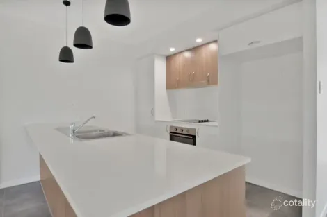 Property photo of 1/24 Grove Boulevard Mooloolah Valley QLD 4553