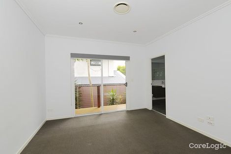 Property photo of 2/139 Chester Road Annerley QLD 4103