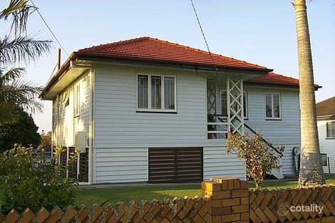 14 Montfort St, Cannon Hill, QLD 4170