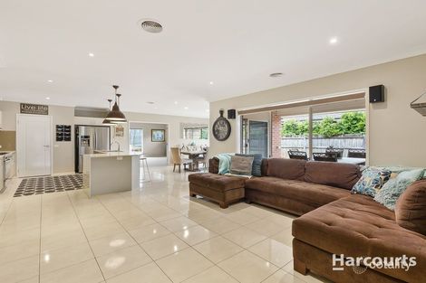 Property photo of 18 Bridgewater Avenue Eynesbury VIC 3338
