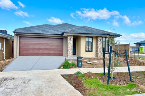 32 Xenia St, Manor Lakes, VIC 3024