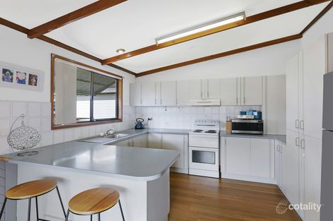 Property photo of 2 March Street Tuggerawong NSW 2259
