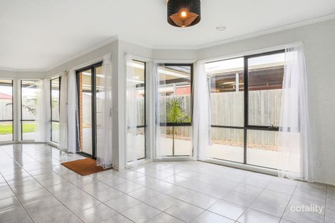 Property photo of 13 Chisholm Crescent Narre Warren South VIC 3805