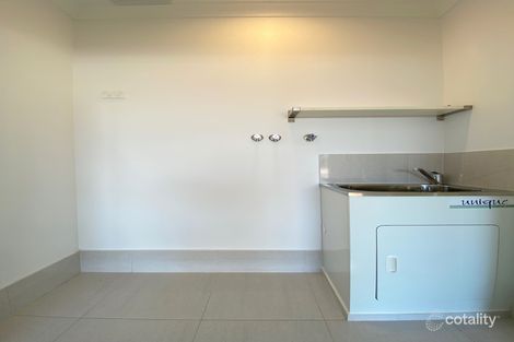 Property photo of 7 Dewpond Crescent Wollert VIC 3750