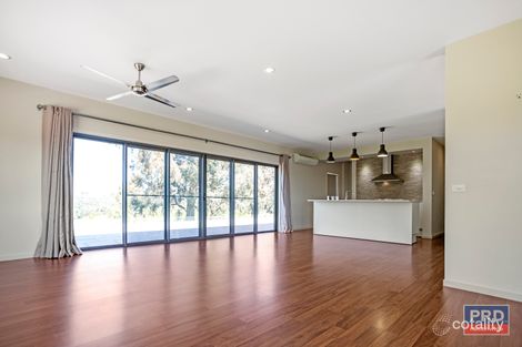 Property photo of 34 Edenvale Drive Sedgwick VIC 3551