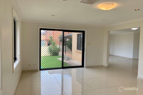 Property photo of 5 Redpa Close West Hoxton NSW 2171