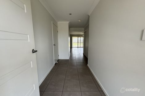 Property photo of 11 Austin Crescent Moura QLD 4718