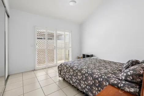 Property photo of 2 Grand Parade Parrearra QLD 4575