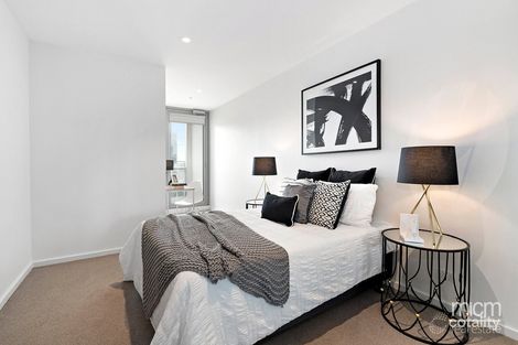 Property photo of 2502E/888 Collins Street Docklands VIC 3008