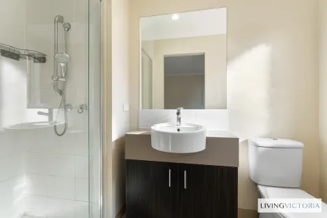 Property photo of 53 Tyler Crescent Tarneit VIC 3029