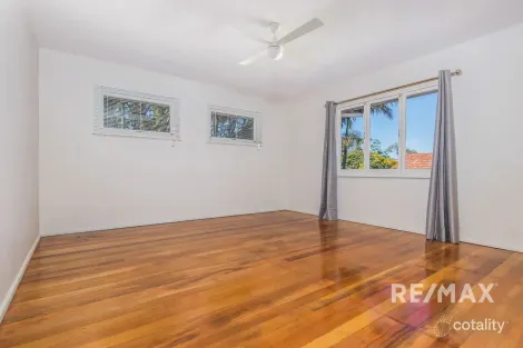 Property photo of 22 Valmar Street Upper Mount Gravatt QLD 4122