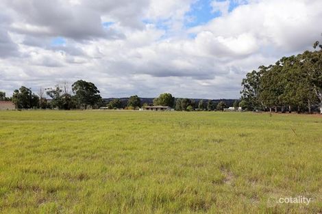 84 Peters Rd, Muchea, WA 6501