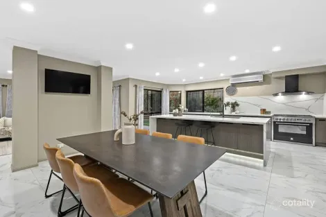 Property photo of 30 Anise Street Wishart QLD 4122