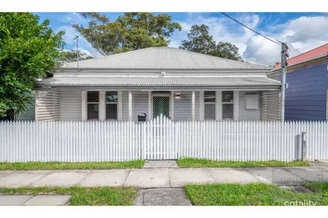 30 Havelock St, Mayfield, NSW 2304