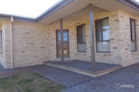 Property photo of 1/8 Lindon Crescent Kootingal NSW 2352
