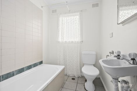 Property photo of 11 Culgoa Crescent Koonawarra NSW 2530