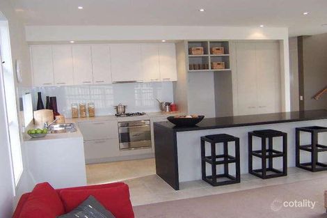 Property photo of 10 Grand Avenue Macleod VIC 3085