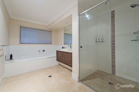 Property photo of 31 Sylvateere Crescent Wakerley QLD 4154