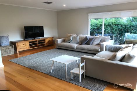 Property photo of 1 Hotham Court Mont Albert VIC 3127