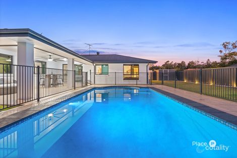 43 Tantanoola St, Parkinson, QLD 4115