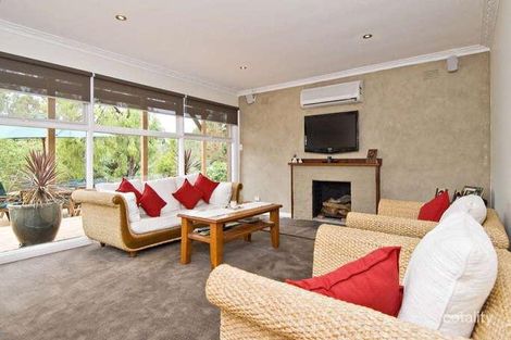 Property photo of 7 Greenwood Lane Mooroolbark VIC 3138