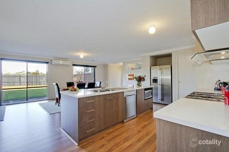 Property photo of 35 Bennison Street Croydon VIC 3136