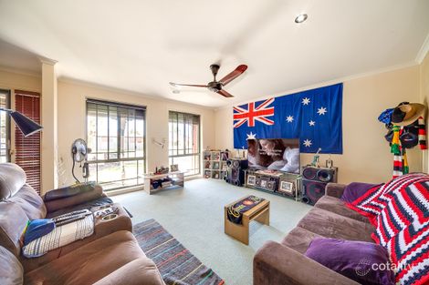 Property photo of 158 Sweeney Drive Narre Warren VIC 3805