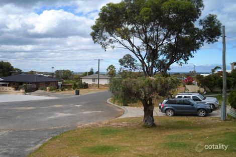 Property photo of 15 Hutt Court Two Rocks WA 6037