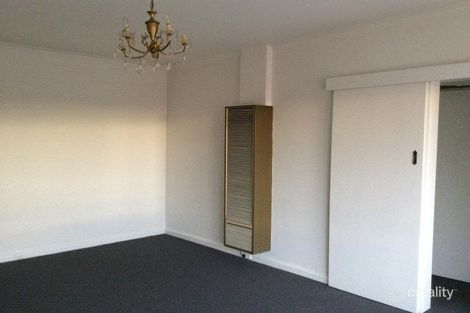 Property photo of 11/26 Beach Avenue Elwood VIC 3184