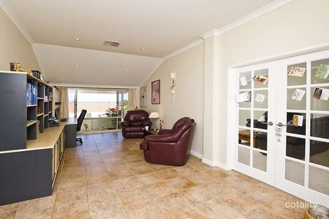 Property photo of 6 Simnia Place Mullaloo WA 6027