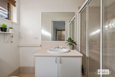Property photo of 6 Azure Drive West Wodonga VIC 3690