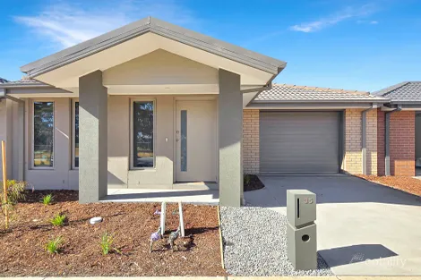 Property photo of 35 Stream Street Mount Duneed VIC 3217