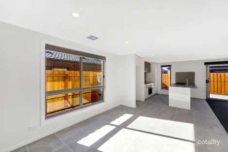 Property photo of 35 Stream Street Mount Duneed VIC 3217