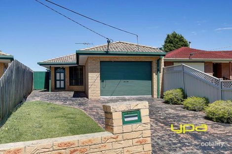 Property photo of 2/9 Berringa Court Meadow Heights VIC 3048