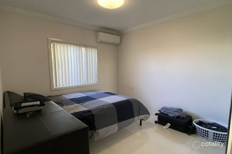 Property photo of 31 Winton Avenue Edensor Park NSW 2176