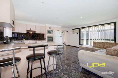 Property photo of 2/9 Berringa Court Meadow Heights VIC 3048