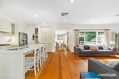 Property photo of 17 Midvale Avenue Balwyn North VIC 3104