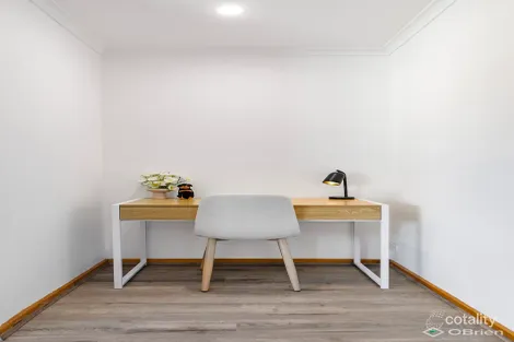 Property photo of 13 Dowling Street Kealba VIC 3021