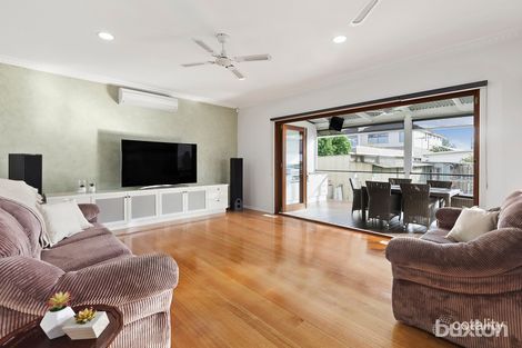 Property photo of 3 Bruthen Street Moorabbin VIC 3189