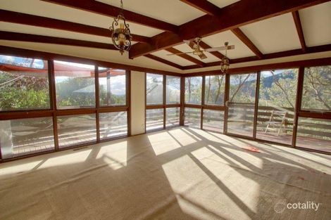 Property photo of 7 Hatherly Grove Ferntree Gully VIC 3156