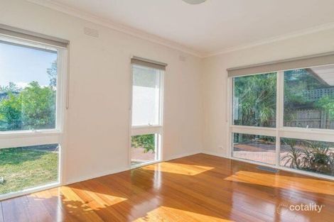 Property photo of 5 Cameron Road Ringwood North VIC 3134