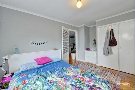 Property photo of 9/10 Simpson Street Black Hill VIC 3350