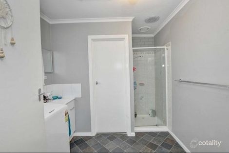 Property photo of 9/10 Simpson Street Black Hill VIC 3350