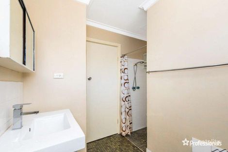Property photo of 5 Alciston Way Huntingdale WA 6110