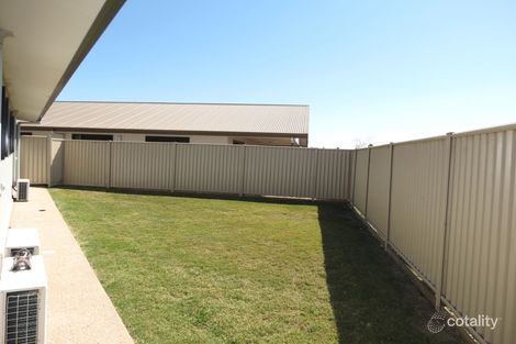 4/15 Singelton Ct, Emerald, QLD 4720