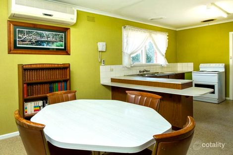 Property photo of 25 Vickers Avenue Strathmore Heights VIC 3041