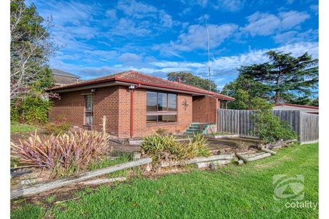 18 Oban Cl, Endeavour Hills, VIC 3802