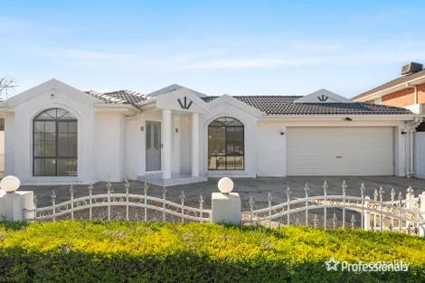 Property photo of 8 Currie Drive Delahey VIC 3037