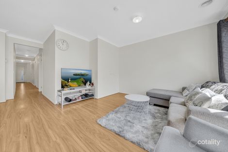 Property photo of 9 Eminence Drive Cranbourne West VIC 3977